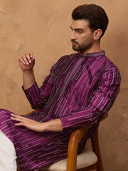 Ethnic Bay Men Purple Silk Blend Geometric Printed Straight Kurta-MKU1518