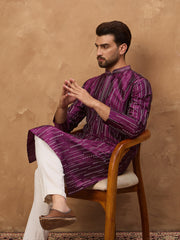 Ethnic Bay Men Purple Silk Blend Geometric Printed Straight Kurta-MKU1518