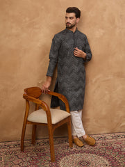 Ethnic Bay Men Black Silk Blend Geometric Printed Straight Kurta-MKU1520