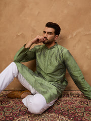 Ethnic Bay Men Green Silk Blend Geometric Printed Straight Kurta-MKU1522