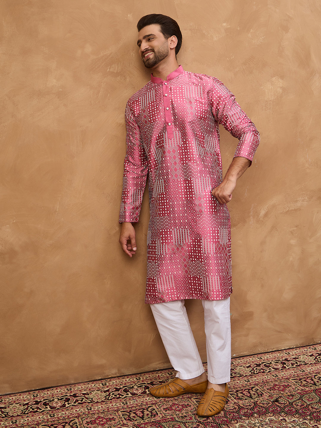 Ethnic Bay Men Pink Silk Blend Geometric Printed Straight Kurta-MKU1526