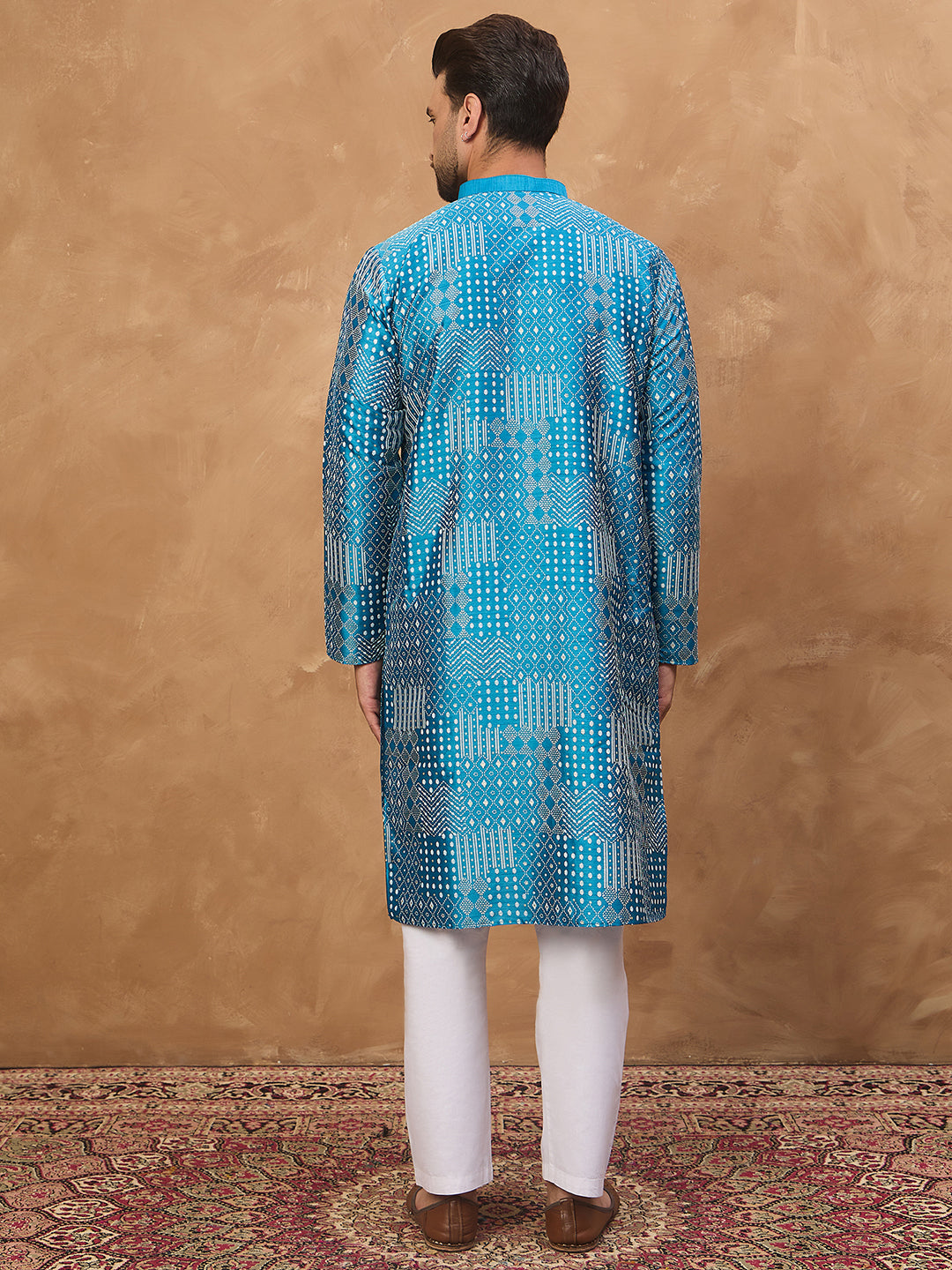 Ethnic Bay Men Blue Silk Blend Geometric Printed Straight Kurta-MKU1527