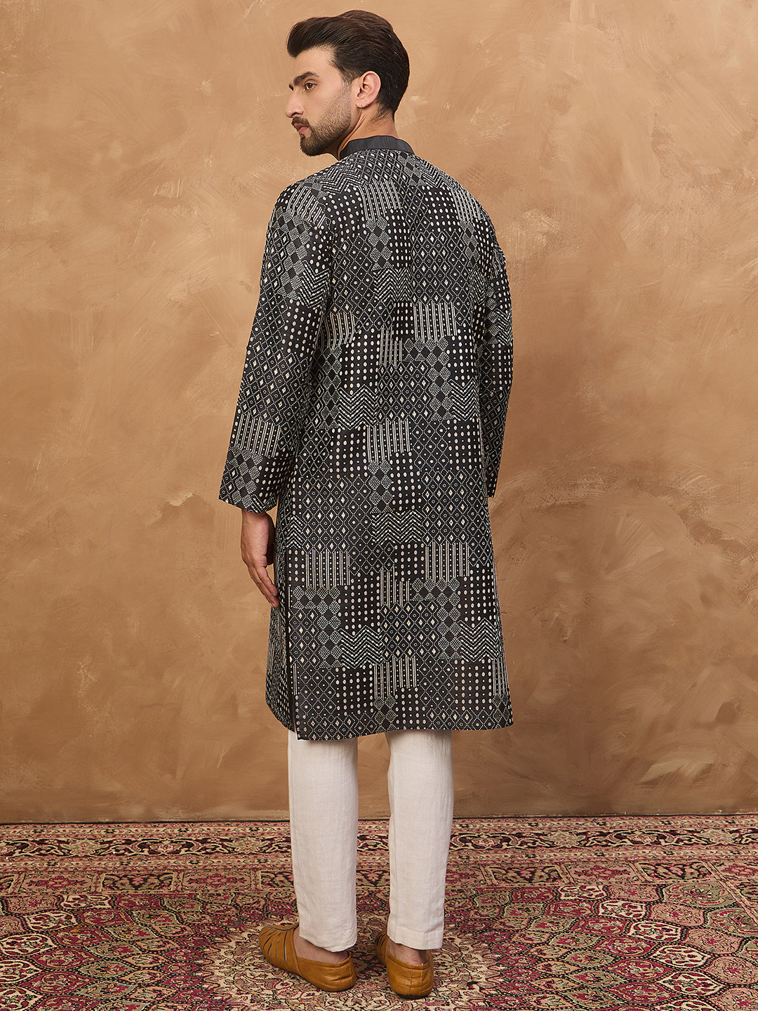 Ethnic Bay Men Black Silk Blend Geometric Printed Straight Kurta-MKU1528