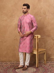 Ethnic Bay Men Pink Silk Blend Geometric Printed Straight Kurta-MKU1532