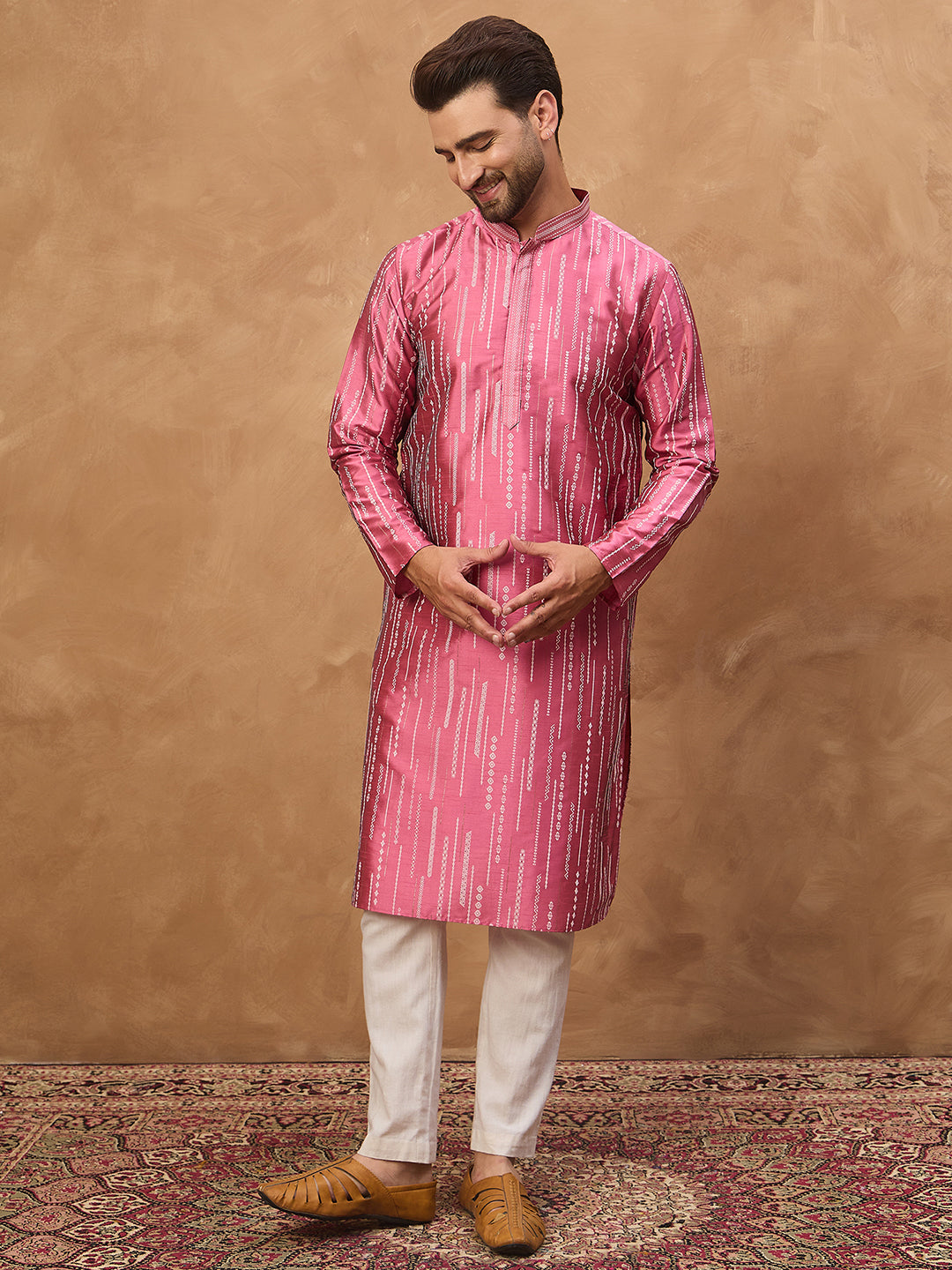 Ethnic Bay Men Pink Silk Blend Geometric Printed Straight Kurta-MKU1533