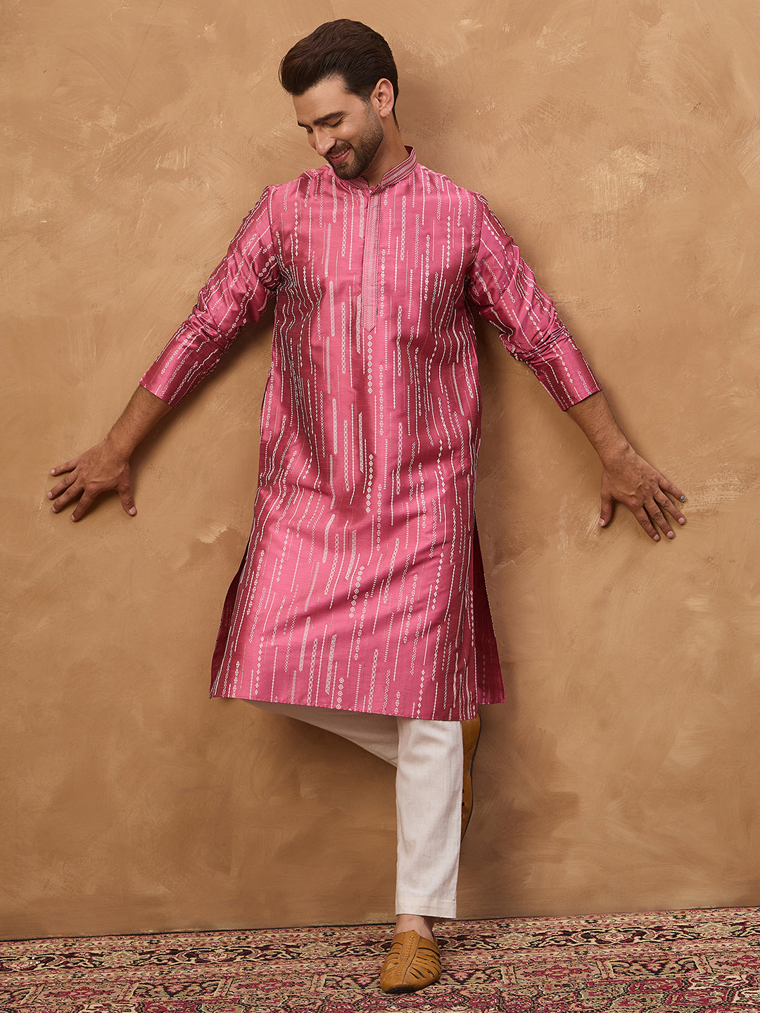 Ethnic Bay Men Pink Silk Blend Geometric Printed Straight Kurta-MKU1533