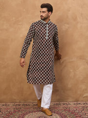 Ethnic Bay Men Brown Viscose Rayon Solid Embroidered Straight Kurta-MKU1536