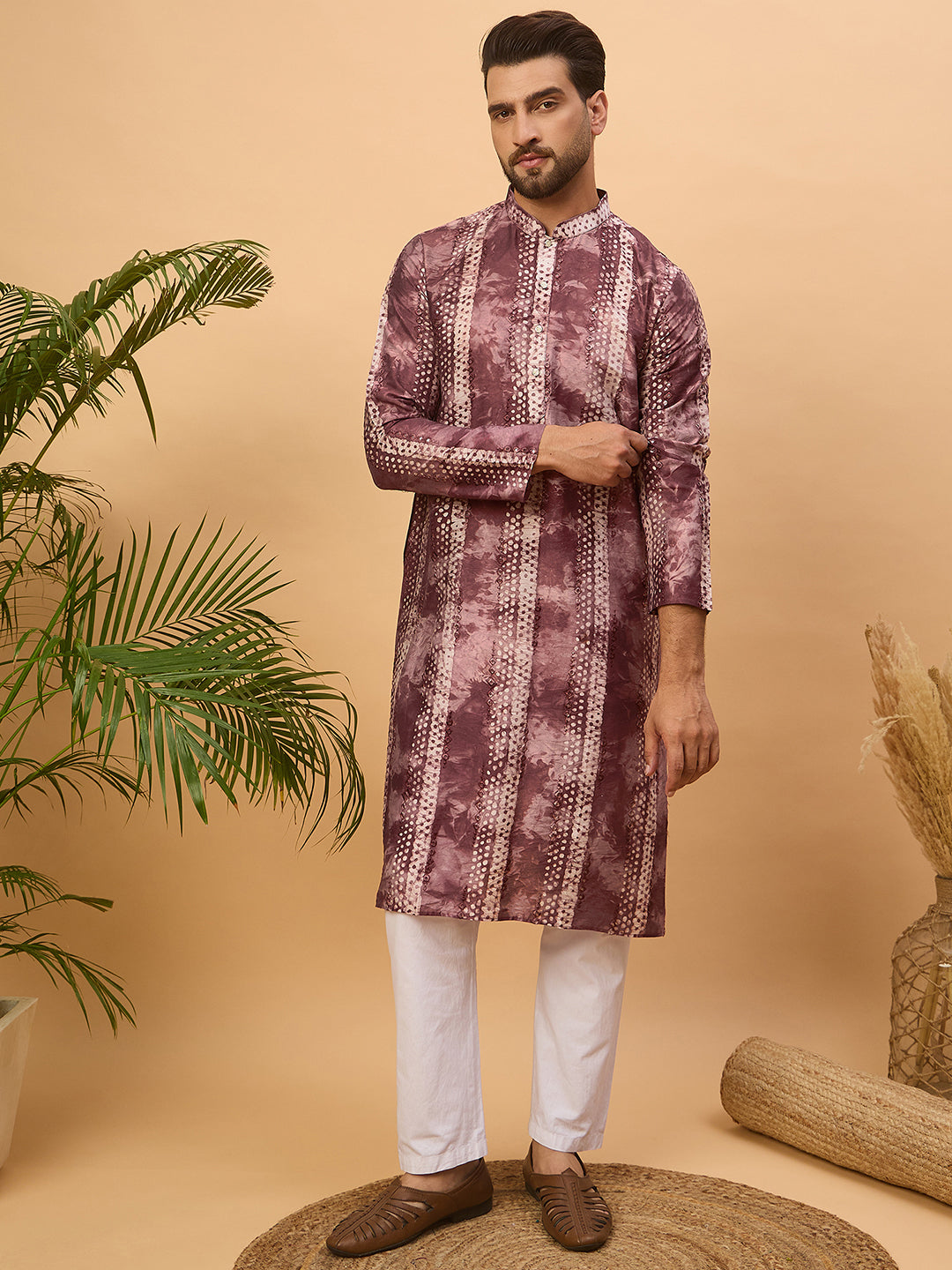 Ethnic Bay Men Burgundy Silk Blend Shibori Embroidered Straight Kurta-MKU1537