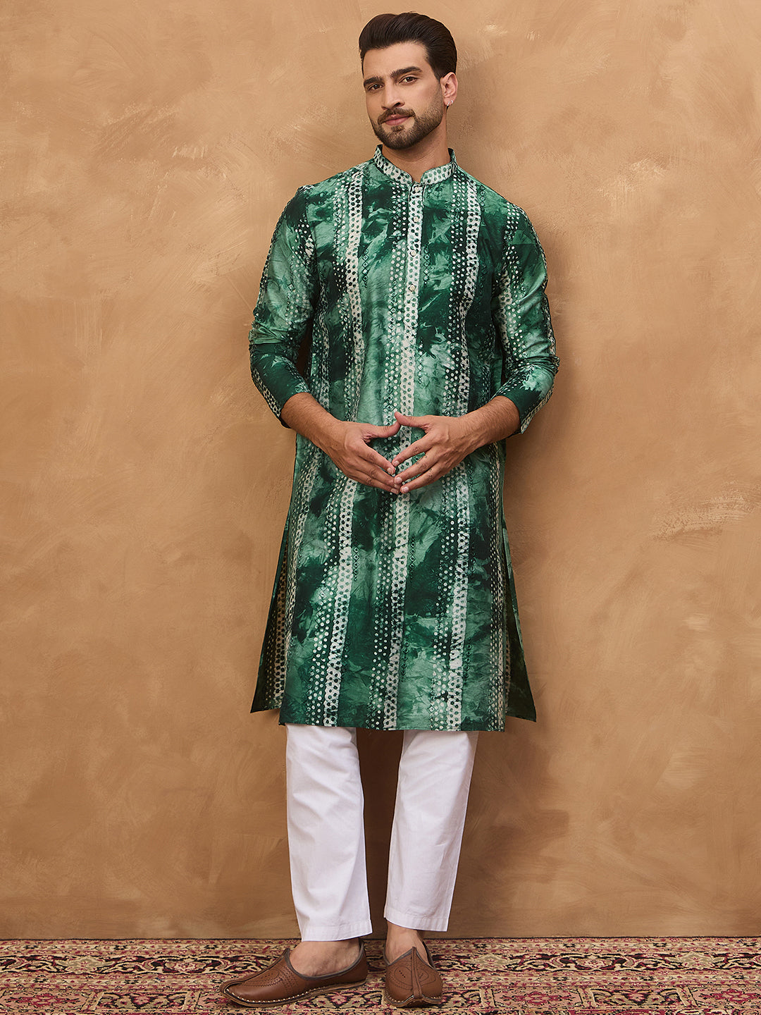 Ethnic Bay Men Green Silk Blend Shibori Embroidered Straight Kurta-MKU1538