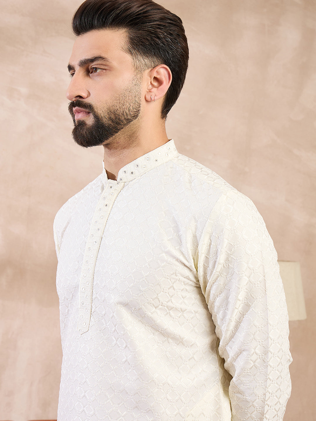 Ethnic Bay Men White Silk Blend Geometric Embroidered Straight Kurta-MKU1547