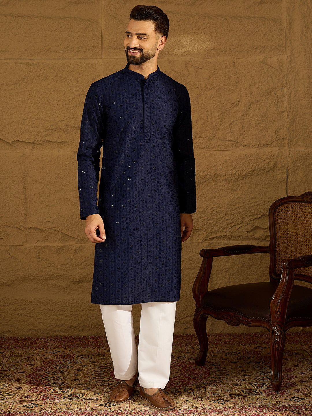 Ethnic Bay Men Navy Blue Viscose Rayon Solid Embroidered Straight Kurta-MKU1556