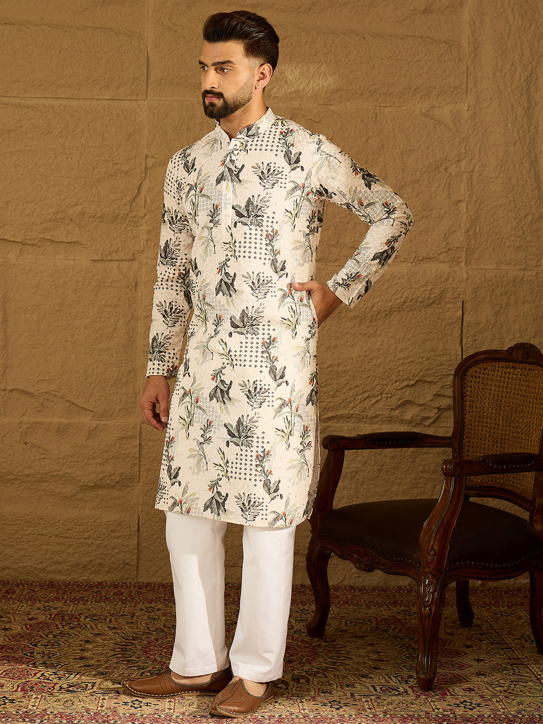 Ethnic Bay Men Off White Viscose Rayon Geometric Printed Straight Kurta-MKU1598