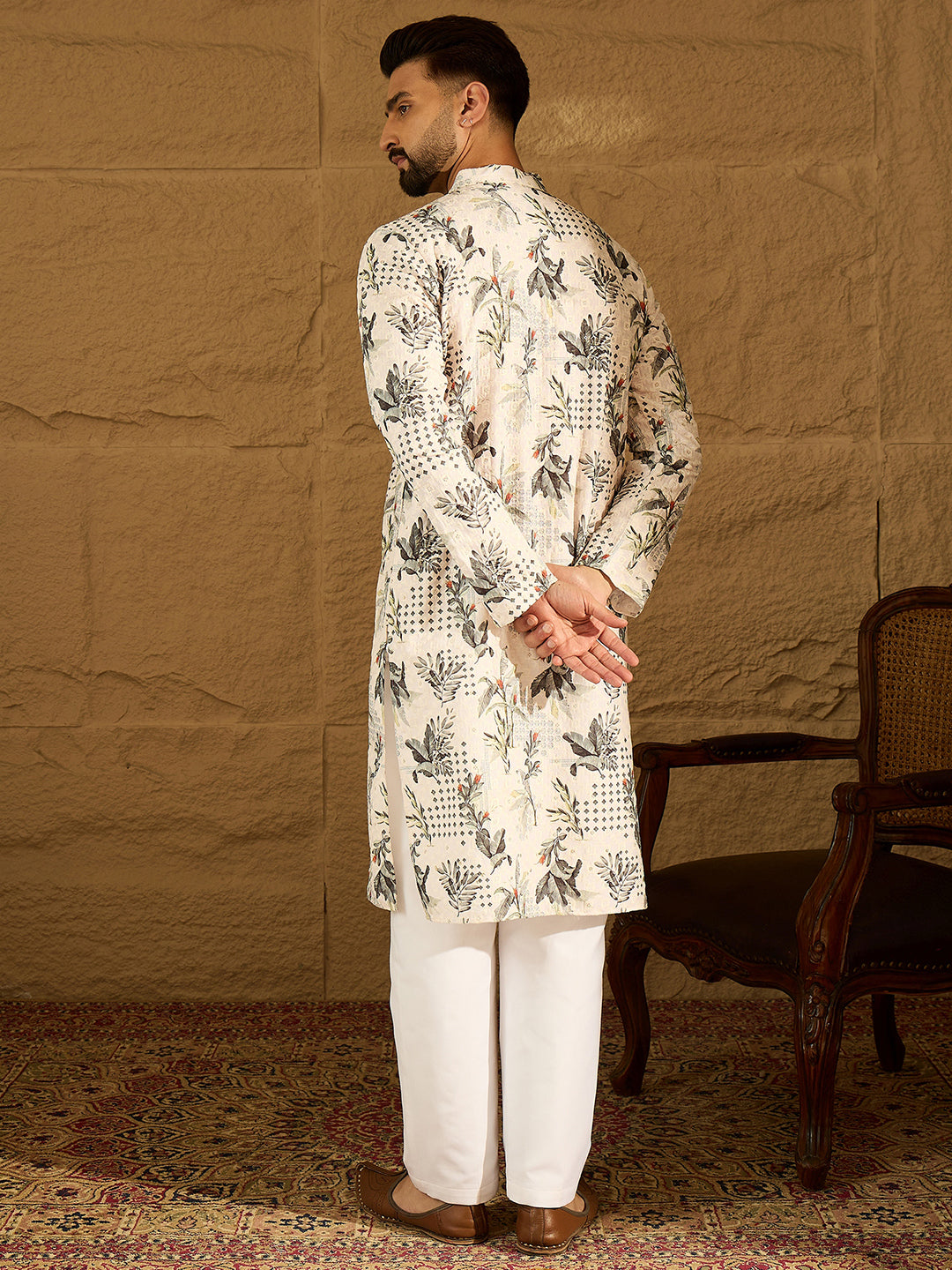 Ethnic Bay Men Off White Viscose Rayon Geometric Printed Straight Kurta-MKU1598