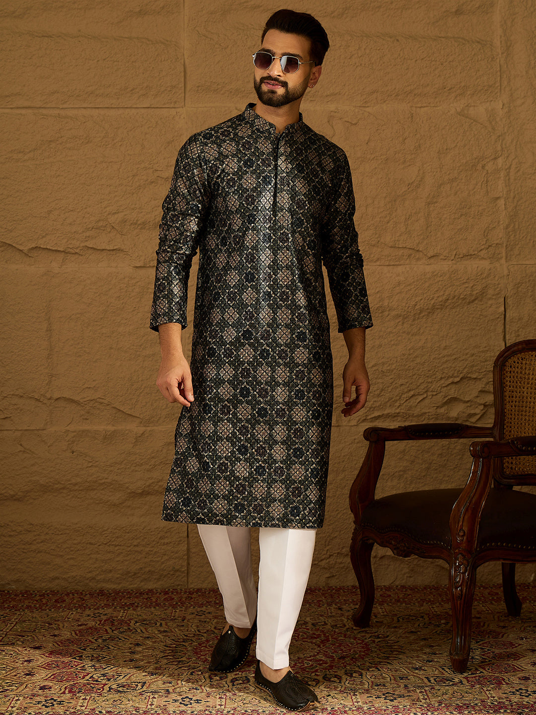 Ethnic Bay Men Black Viscose Rayon Geometric Printed Straight Kurta-MKU1606