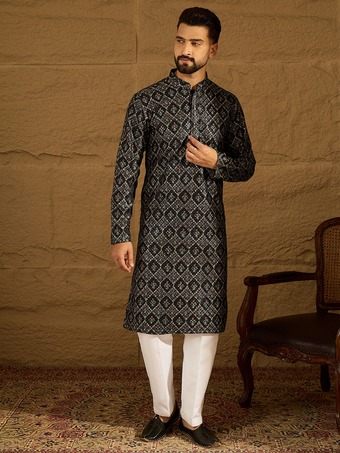 Ethnic Bay Men Black Viscose Rayon Geometric Printed Straight Kurta-MKU1608