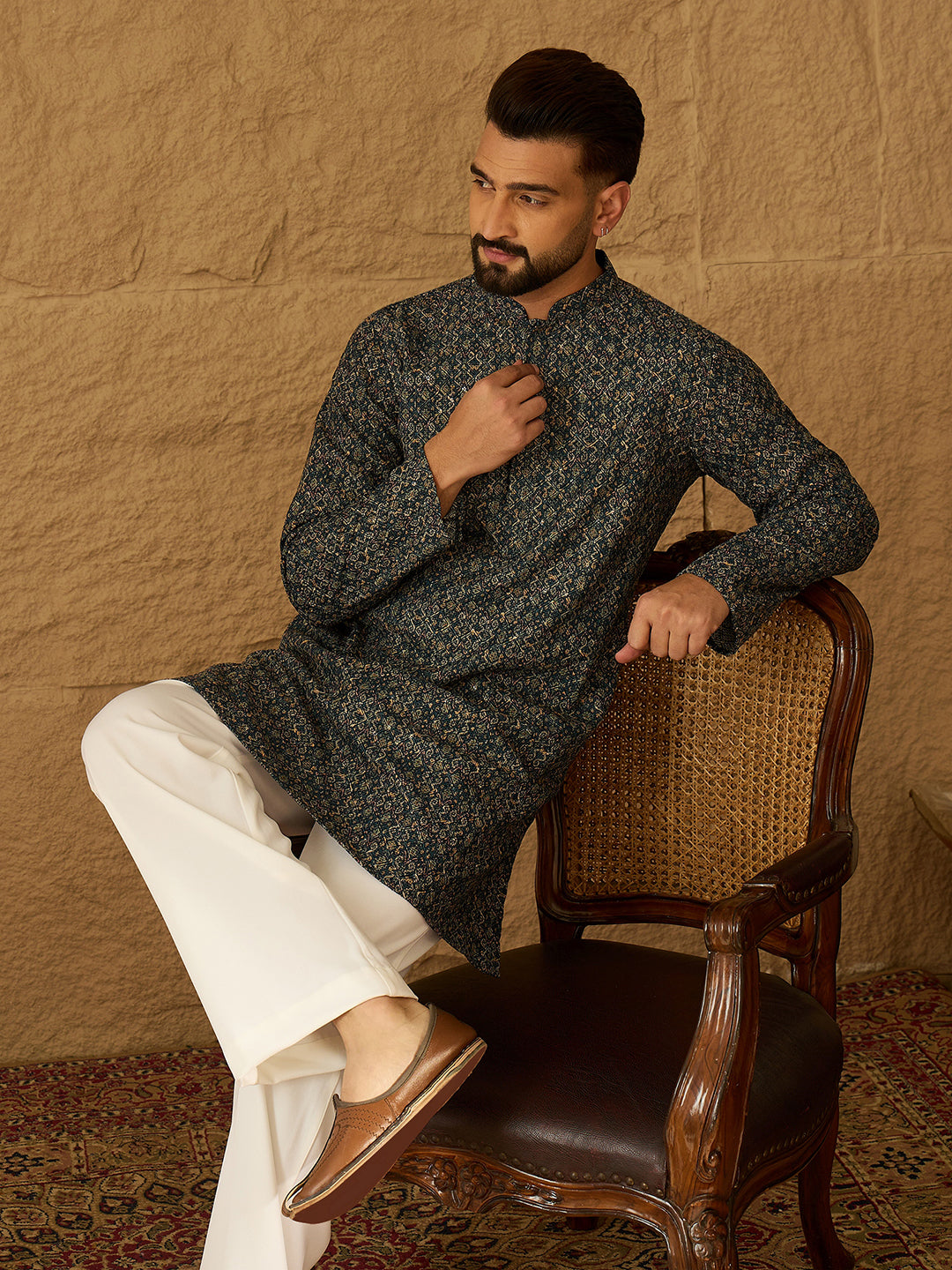 Ethnic Bay Men Navy Blue Viscose Rayon Geometric Printed Straight Kurta-MKU1609
