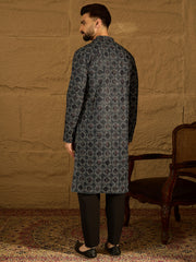 Ethnic Bay Men Black Cotton Solid Embroidered Straight Kurta-MKU1611