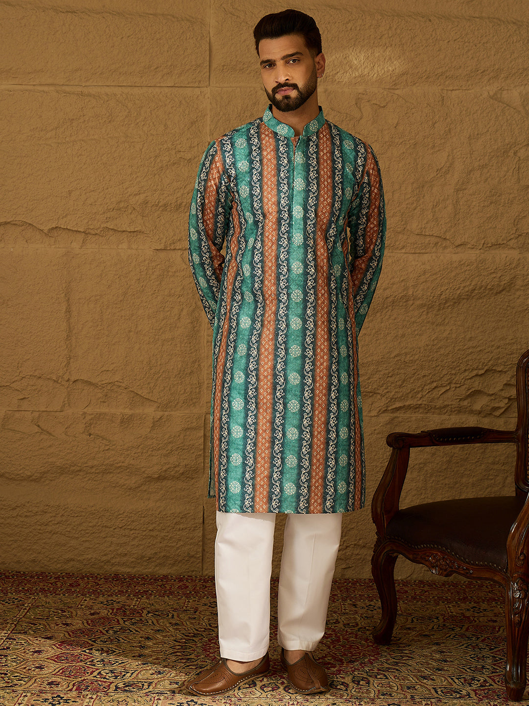 Ethnic Bay Men Blue Viscose Rayon Ethnic Motifs Printed Straight Kurta-MKU1618