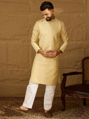 Ethnic Bay Men Beige Silk Blend Solid Printed Straight Kurta-MKU1650