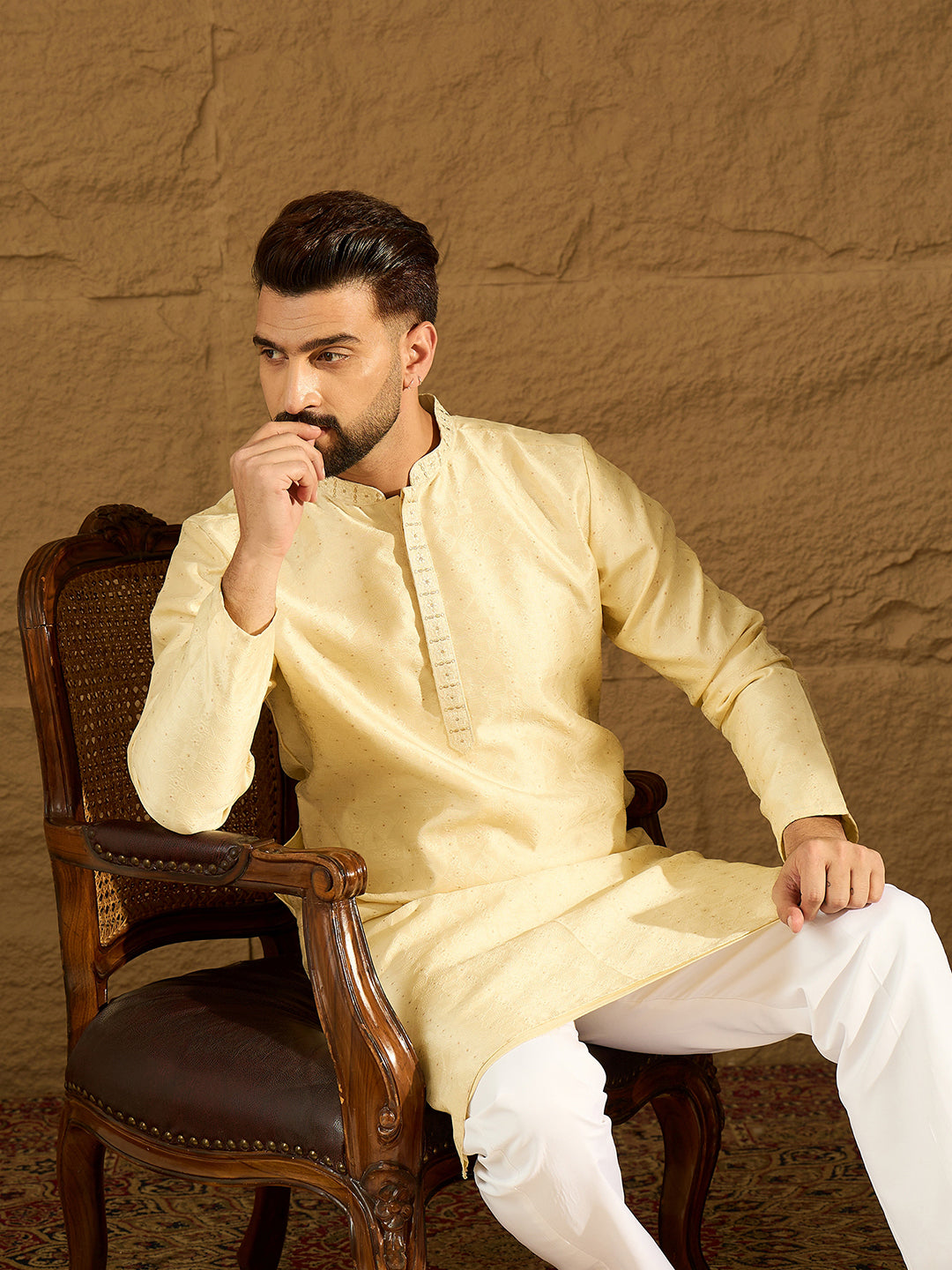 Ethnic Bay Men Beige Silk Blend Solid Printed Straight Kurta-MKU1650