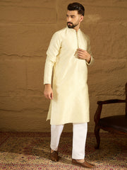 Ethnic Bay Men Yellow Silk Blend Solid Printed Straight Kurta-MKU1651