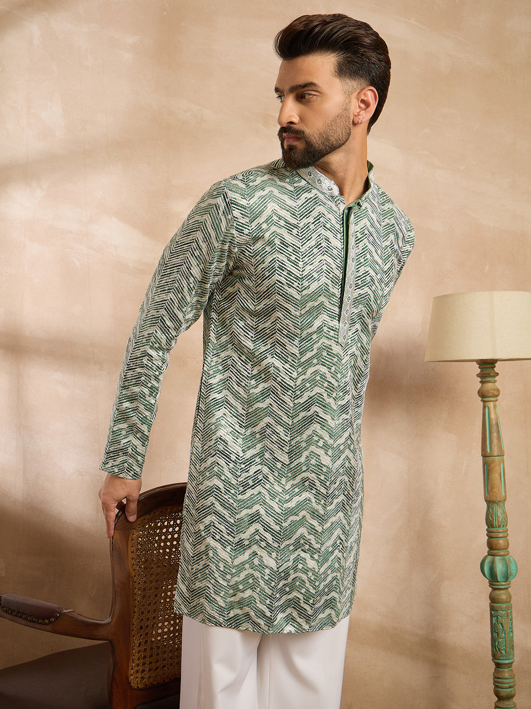 Ethnic Bay Men Green Silk Blend Solid Embroidered Straight Kurta