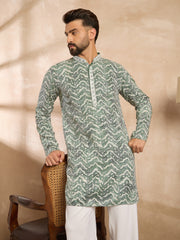 Ethnic Bay Men Green Silk Blend Solid Embroidered Straight Kurta-MKU1664