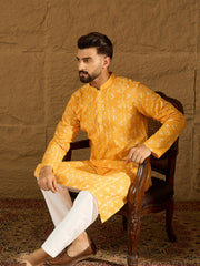 Ethnic Bay Men Yellow Cotton Batik Embroidered Straight Kurta-MKU1675
