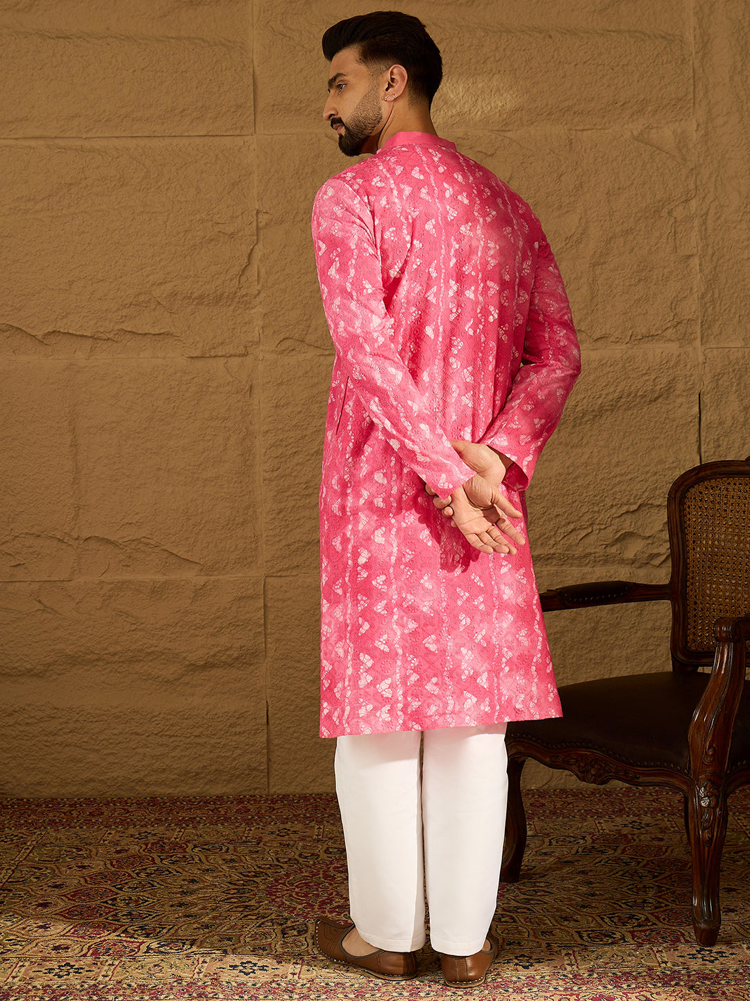 Ethnic Bay Men Pink Cotton Batik Embroidered Straight Kurta-MKU1678