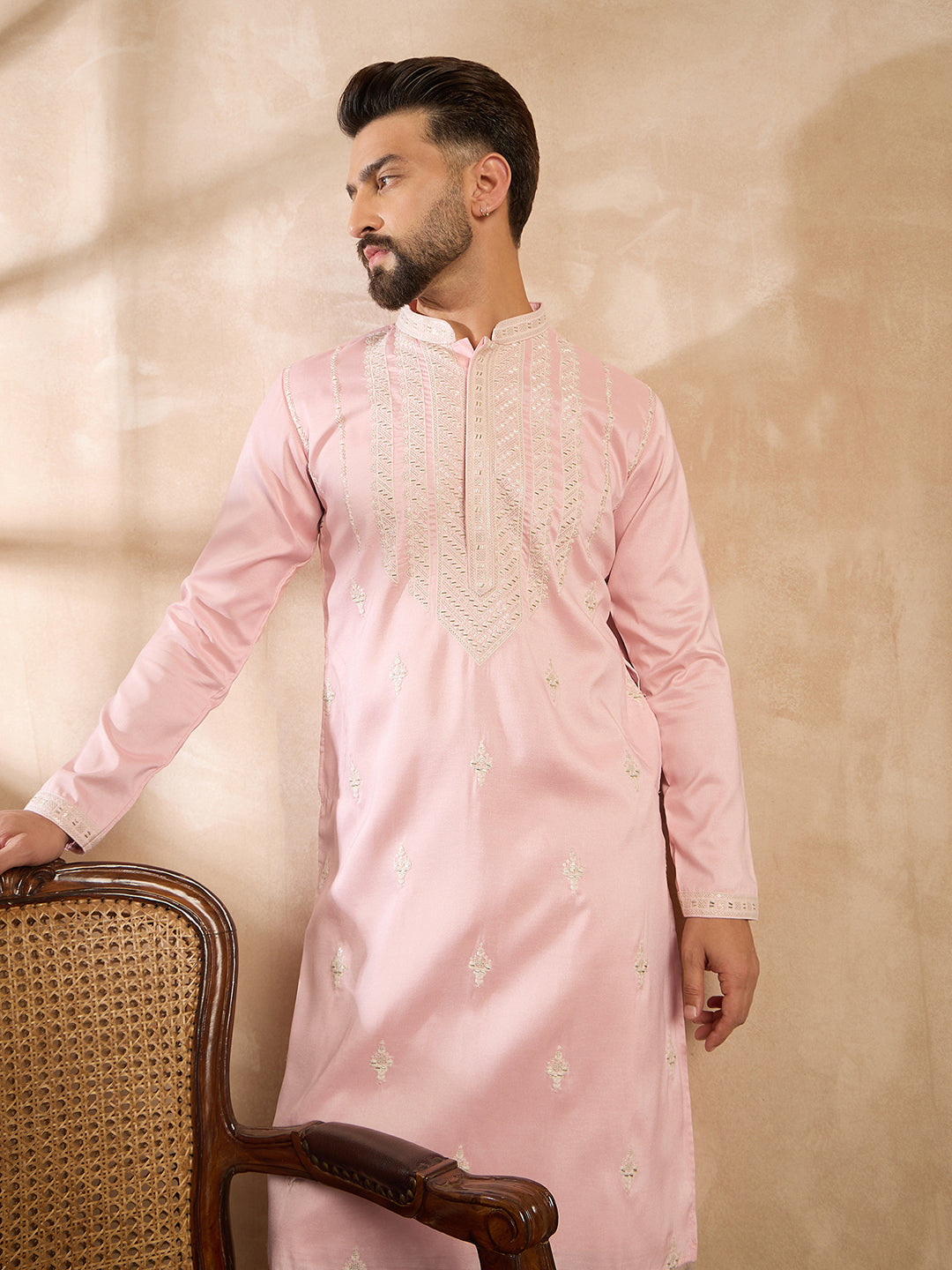 Ethnic Bay Men Pink Silk Geometric Embroidered Straight Kurta