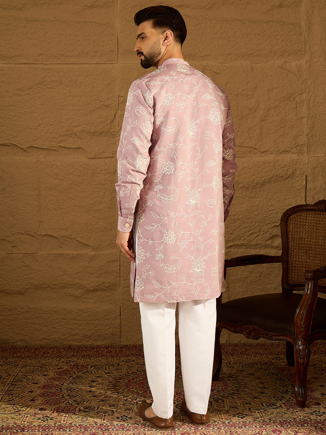 Ethnic Bay Men Lavender Viscose Rayon Solid Embroidered Straight Kurta-MKU1704