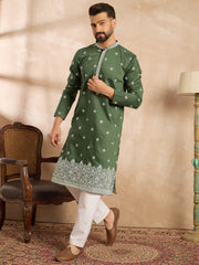 Ethnic Bay Men Green Silk Blend Solid Embroidered Straight Kurta-MKU1711