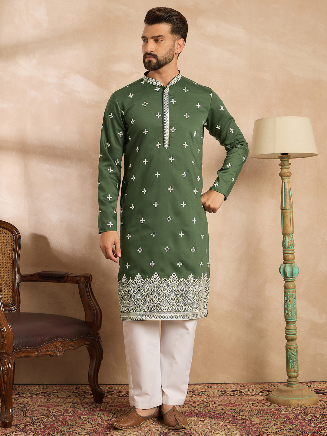 Ethnic Bay Men Green Silk Blend Solid Embroidered Straight Kurta