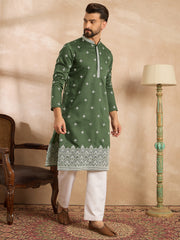 Ethnic Bay Men Green Silk Blend Solid Embroidered Straight Kurta-MKU1711