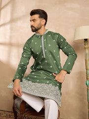 Ethnic Bay Men Green Silk Blend Solid Embroidered Straight Kurta-MKU1711