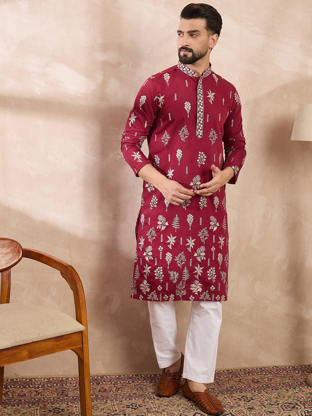 Ethnic Bay Men Maroon Silk Blend Solid Embroidered Straight Kurta