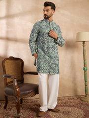 Ethnic Bay Men Green Viscose Rayon Batik Embroidered Straight Kurta-MKU1718