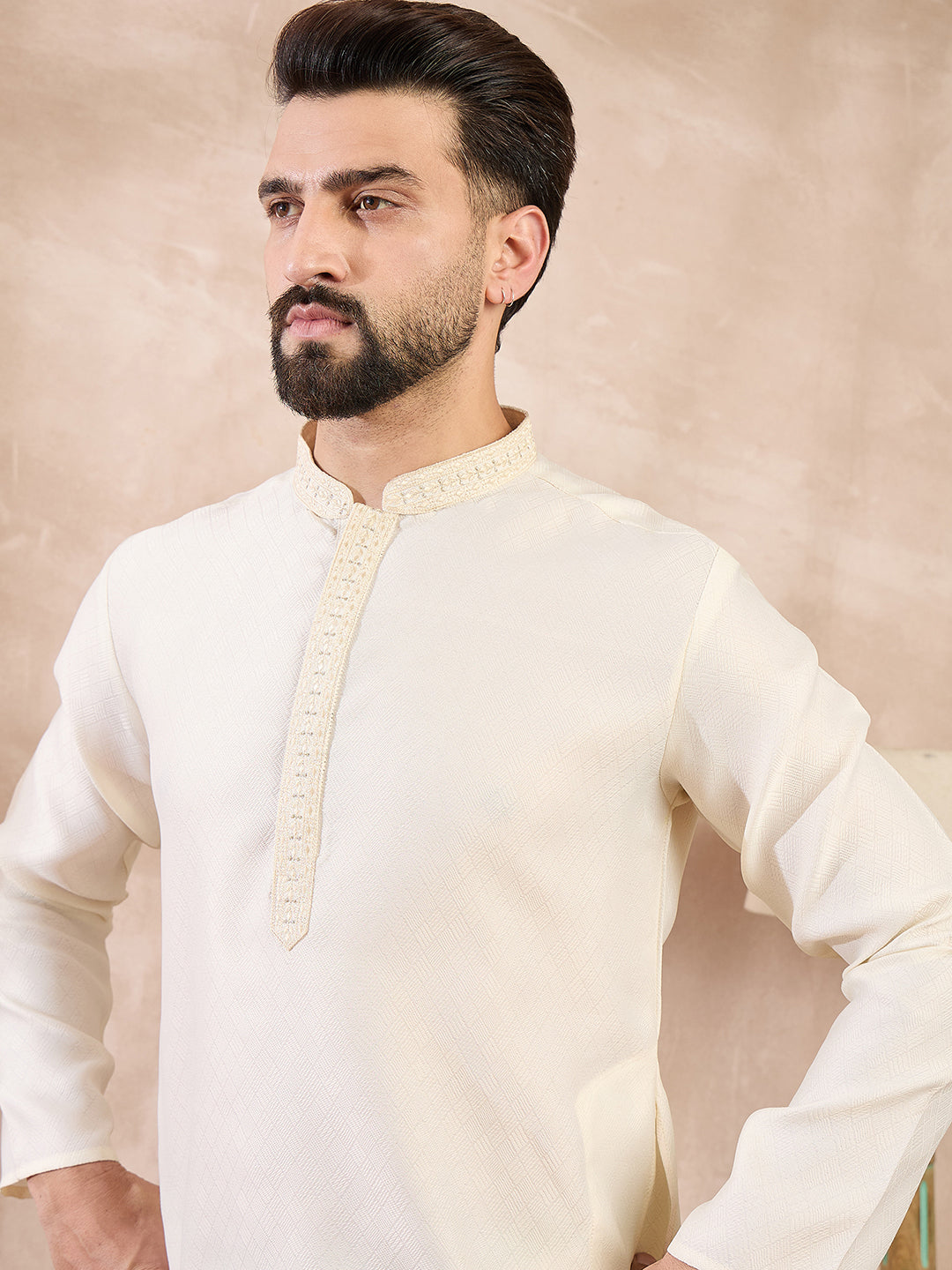 Ethnic Bay Men Off White Silk Blend Solid Embroidered Straight Kurta