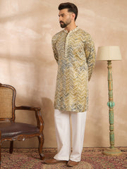 Ethnic Bay Men Green Silk Blend Solid Embroidered Straight Kurta-MKU1730
