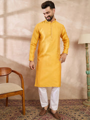 Ethnic Bay Men Yellow Silk Blend Solid Embroidered Straight Kurta-MKU1737