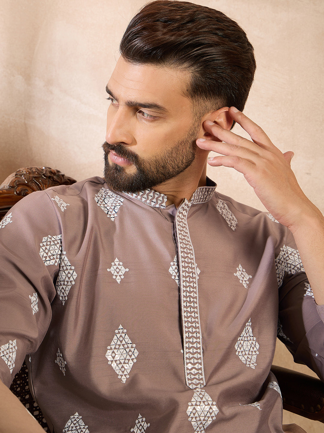 Ethnic Bay Men Beige Silk Blend Solid Embroidered Straight Kurta-MKU1776