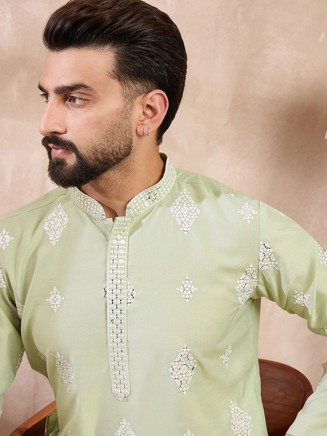 Ethnic Bay Men Green Silk Blend Solid Embroidered Straight Kurta-MKU1777