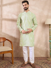 Ethnic Bay Men Green Silk Blend Solid Embroidered Straight Kurta-MKU1777