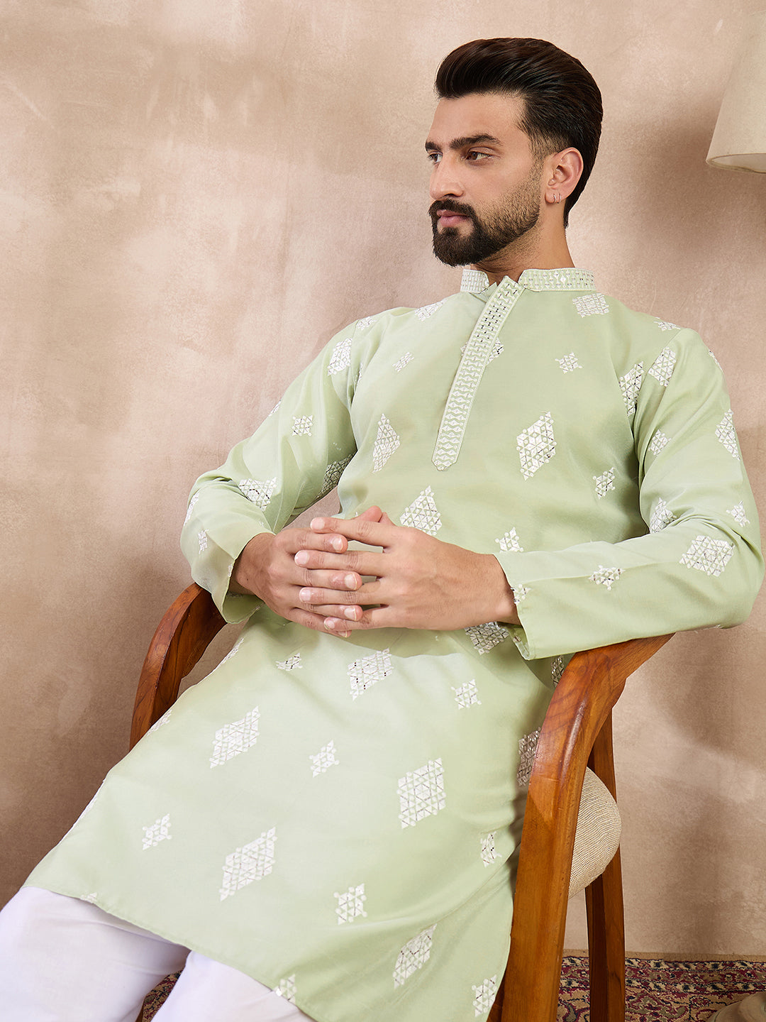 Ethnic Bay Men Green Silk Blend Solid Embroidered Straight Kurta