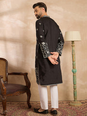 Ethnic Bay Men Black Silk Blend Solid Embroidered Straight Kurta-MKU1782