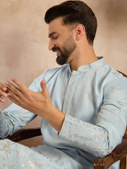 Ethnic Bay Men Blue Silk Blend Solid Embroidered Straight Kurta-MKU1785