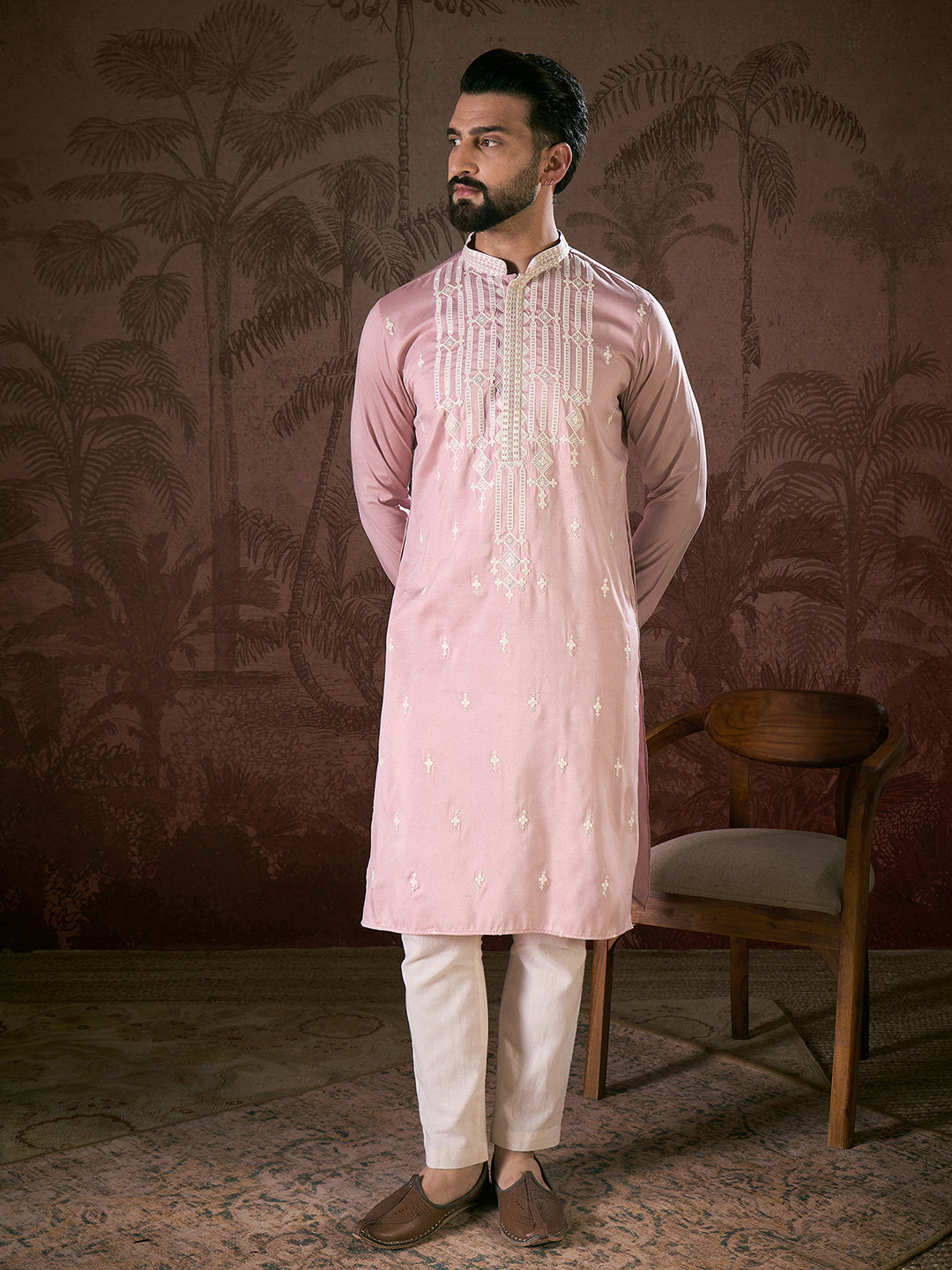 Ethnic Bay Men Pink Silk Blend Solid Embroidered Straight Kurta