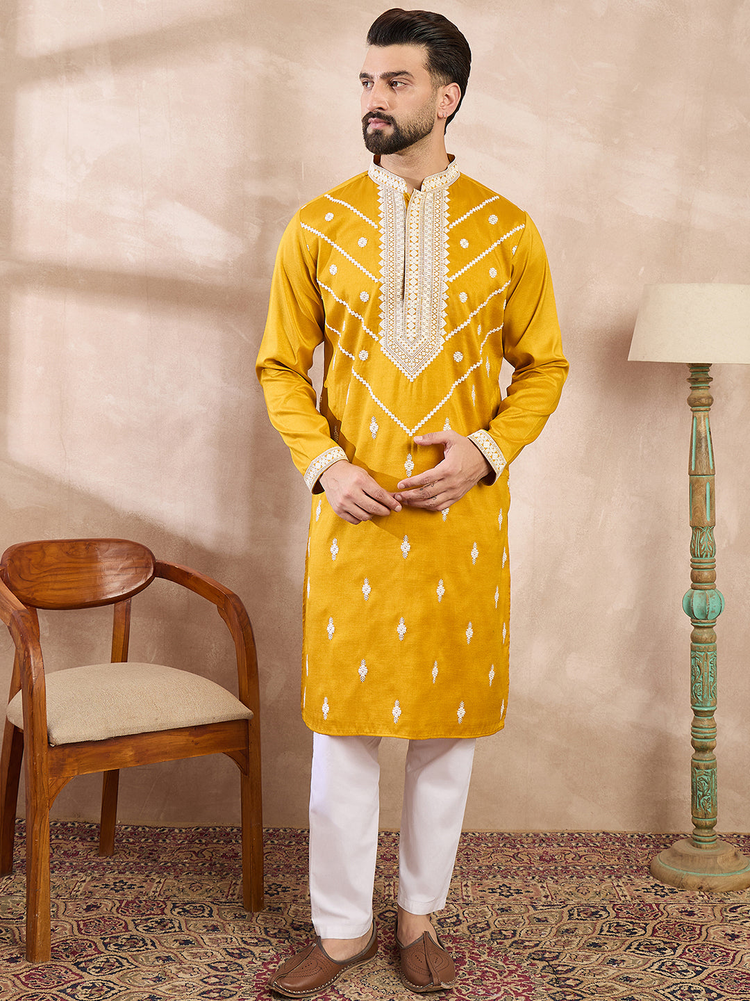 Ethnic Bay Men Yellow Silk Blend Ethnic Motifs Embroidered Straight Kurta