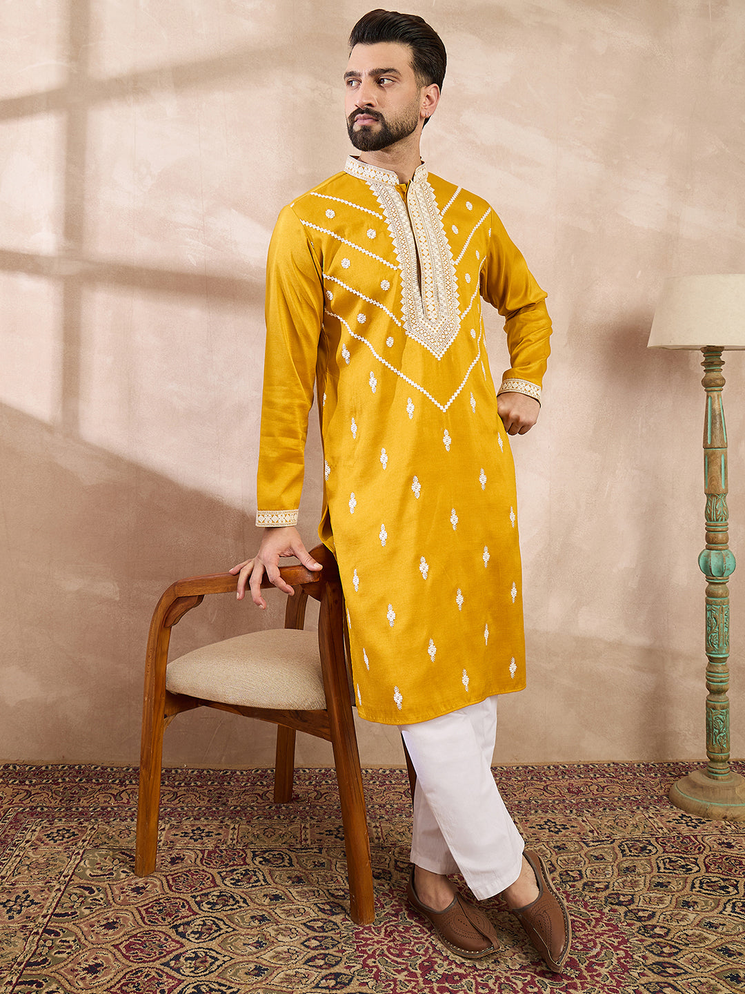 Ethnic Bay Men Yellow Silk Blend Ethnic Motifs Embroidered Straight Kurta