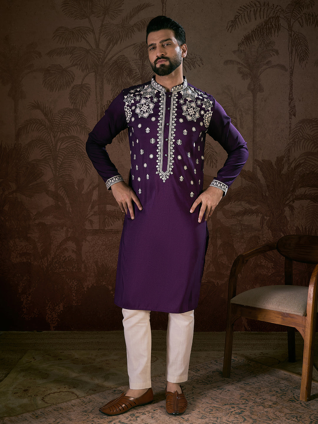 Ethnic Bay Men Purple Silk Blend Solid Embroidered Straight Kurta